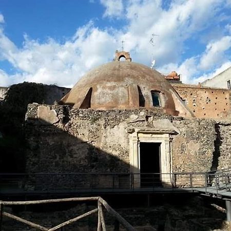 HOLIDAY HOME presso TERME DELLA ROTONDA Catania Esterno foto